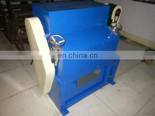 automatic walnut hulling machine / Nut cracking machine /nut cracker machine