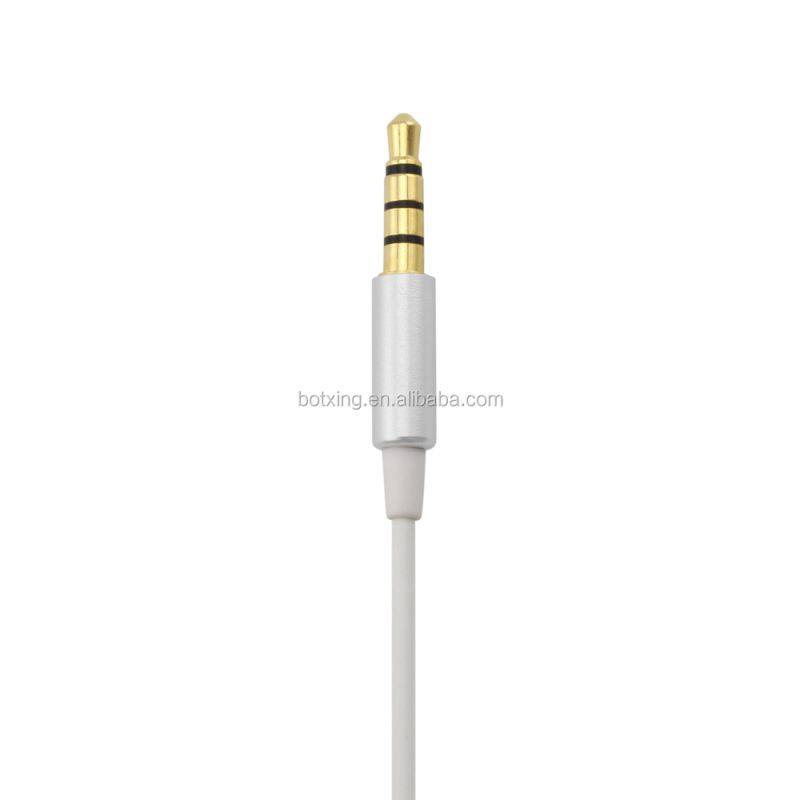2017 new product metal earphones made in Chinese factory