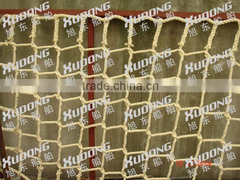 High strength climbing net