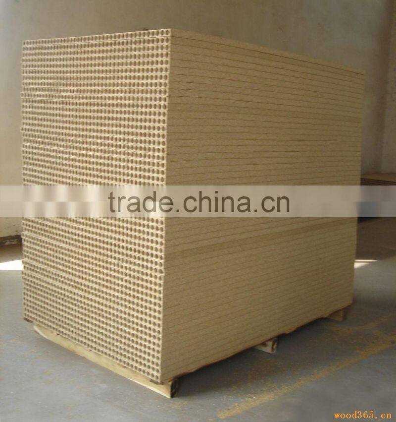 Tubular particle board for door
