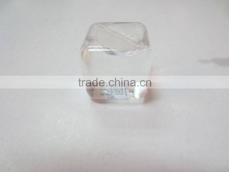 2016 new design custom logo pink ice cube tray