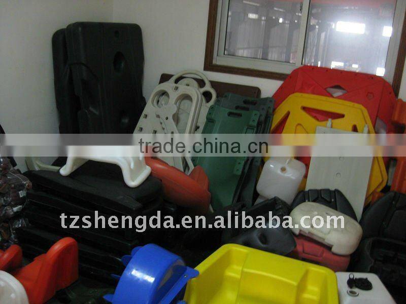 extrusion blow molding machine blow molded tool case
