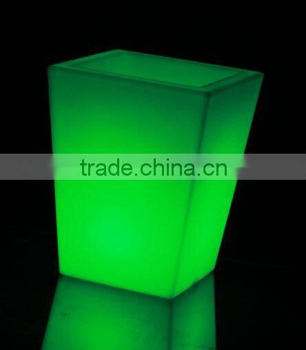 GR1240 LED Lighting Plastic Flower Pot/Planter, Garden Pot/Christmas Planter