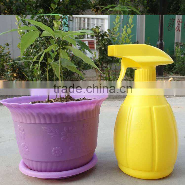500 ml Fine Mist Plastic Spray Bottle