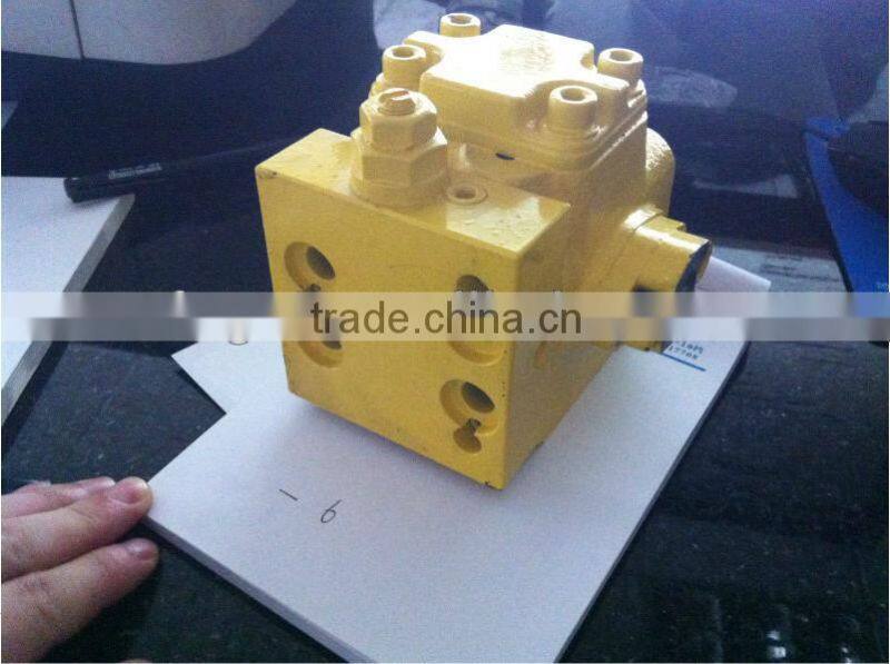 6D102 PC200-6 Relief Valve 723-40-70100 excavator engine parts