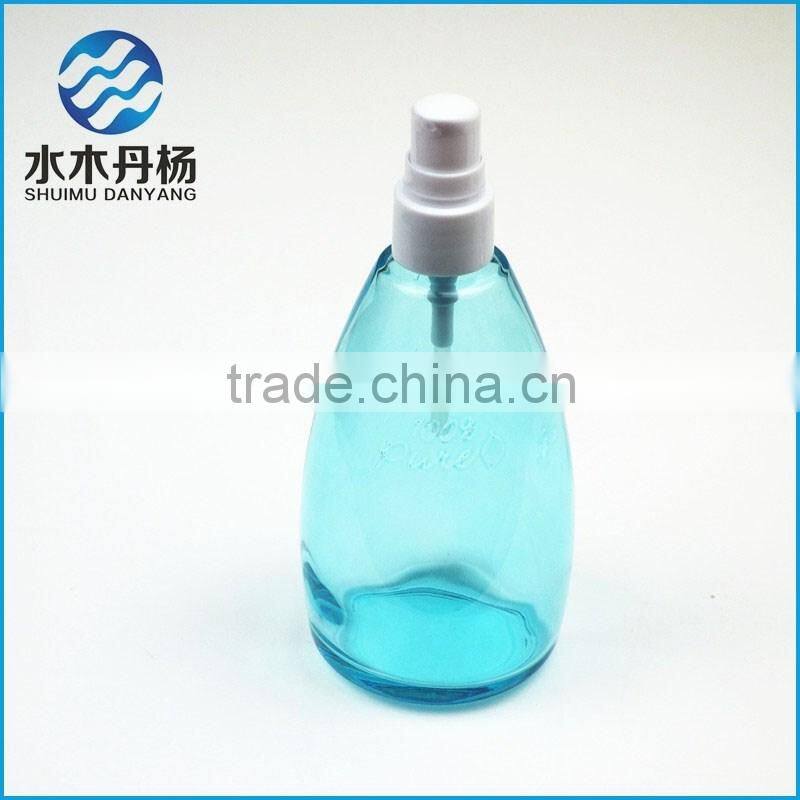 New arrival beautiful design cosmetic lotion glass bottle with white plastic pump sprayer