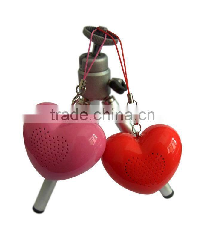 mps-520 portable popular cute mini heart speaker case