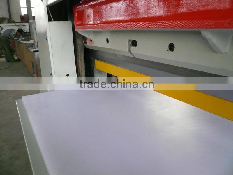 MQ2700 Hydraulic precision veneer guillotine