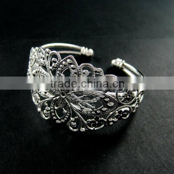 vintage style filigree base tray bezels silver plated brass bracelet blank cuff DIY supplies 1900051