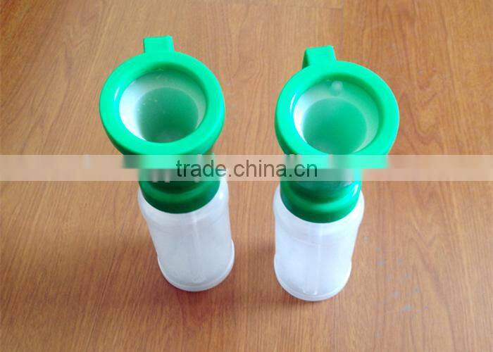 Molded-in Hook Type Teat Dip Cup , Non-Return Teat Dipper