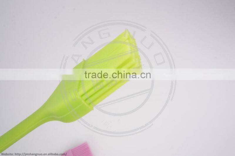 Hot Kitchen cooking truner