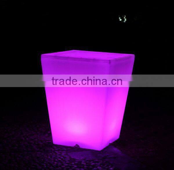 FO-9519 Plastic LED Flower Planter with Colorful Light supplier