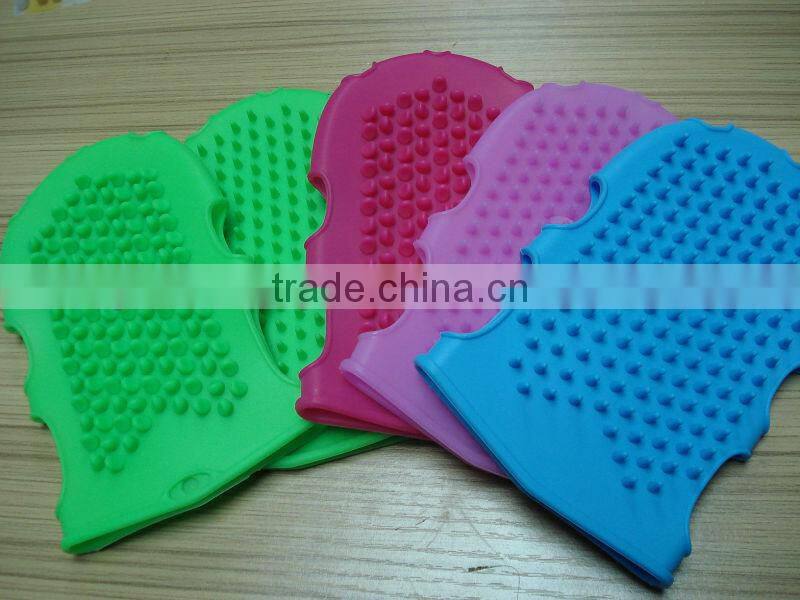 FDA /LFGB soft silicone massage bath gloves