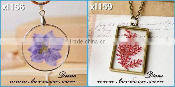 Unisex Fashion Natural Real Dried Flower Round Glass Pendant Necklace New Jewelry