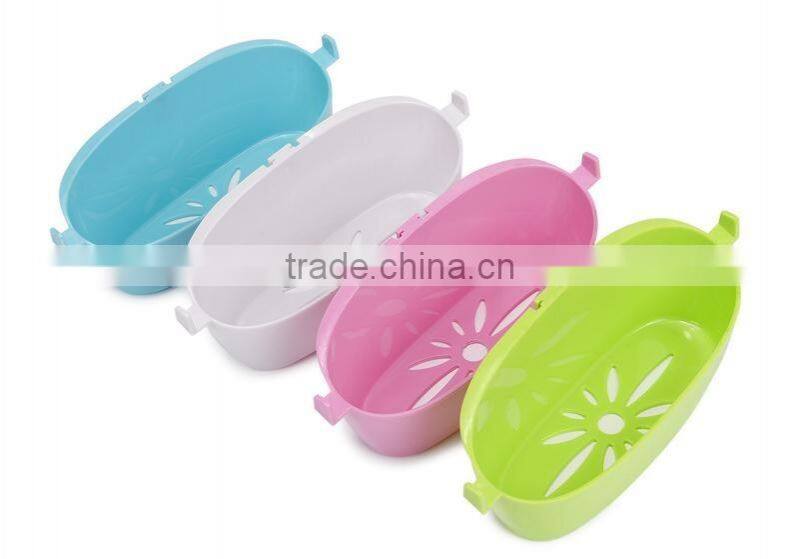 Vacuum suction cup bathroom and kitchen plastic shelf/holder