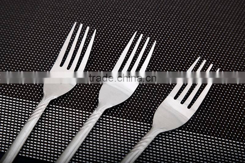 2016 fashion Curve of the fork Cutlery and lowest price