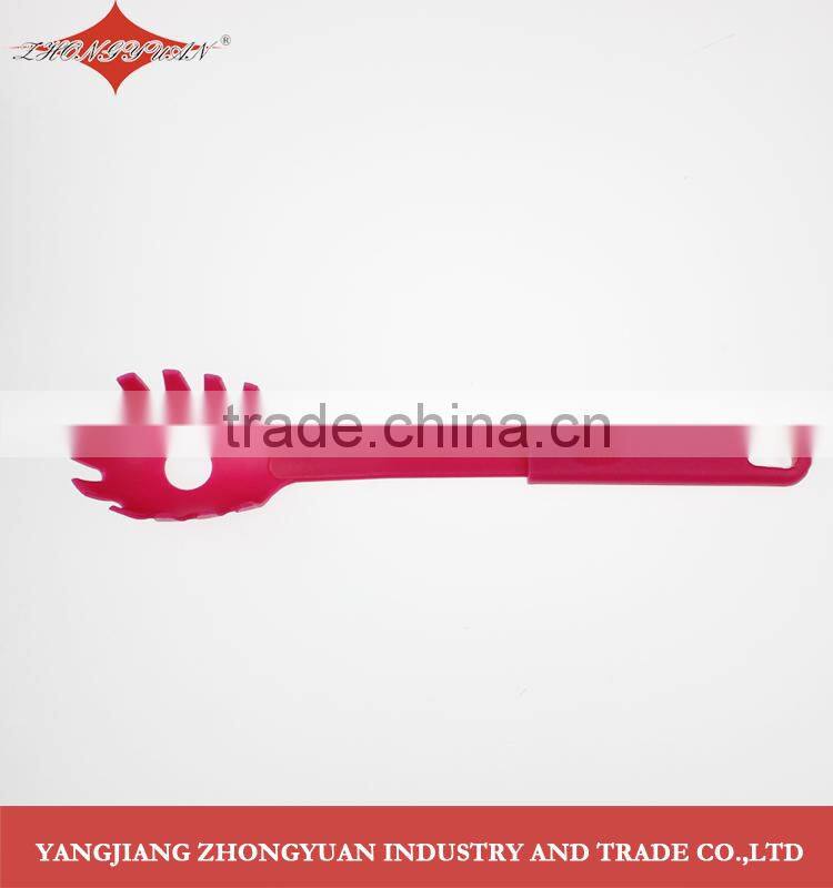 2014 hot sell 6 pcs set nylon plastic kitchenware with colorfui hook handle