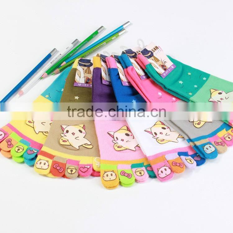 2016 winter new creative cartoon toe socks in tube socks