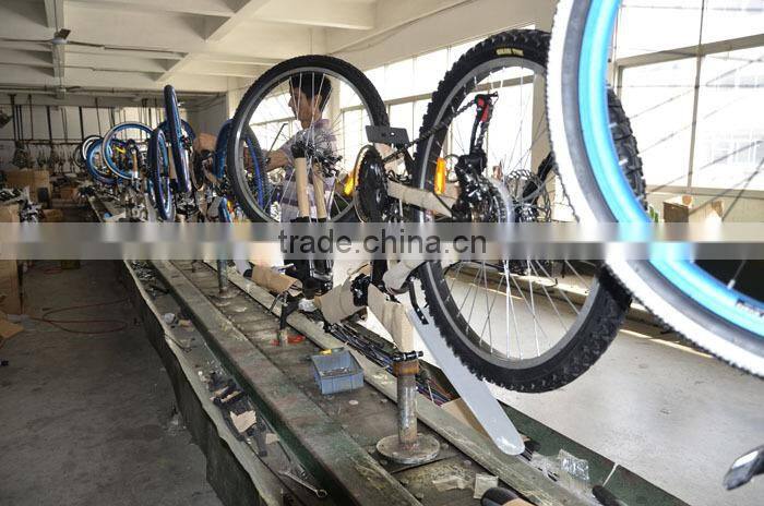 2016 New model fat bike/carbon fiber fat tires bike with 4" tyre/ 26*17" Aluminium fat bike