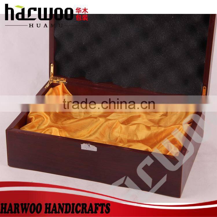 High quality custom lacquer painted gloss finish wood box