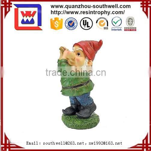 Beautiful garden decoration custom gnome resin statue