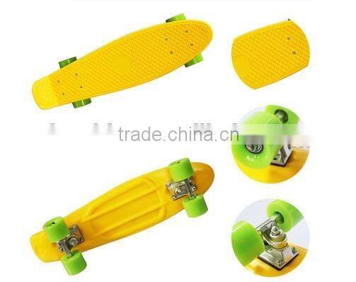 Stylish 22 inch fish skateboard with ABEC-9 bearing