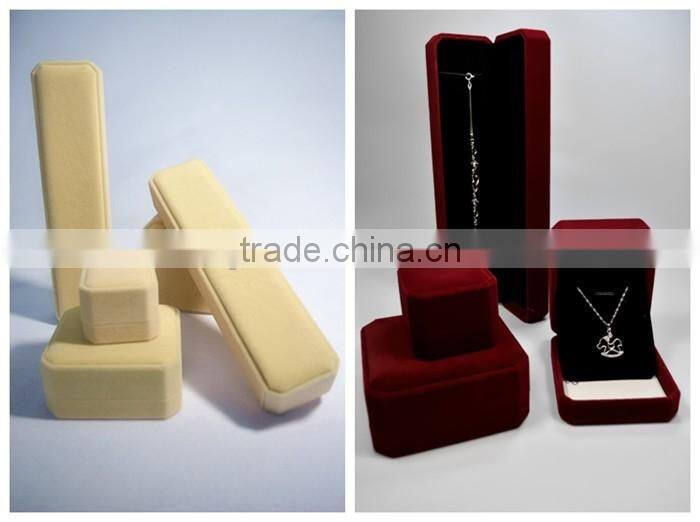 custom wholesale small velvet jewelry box for wedding