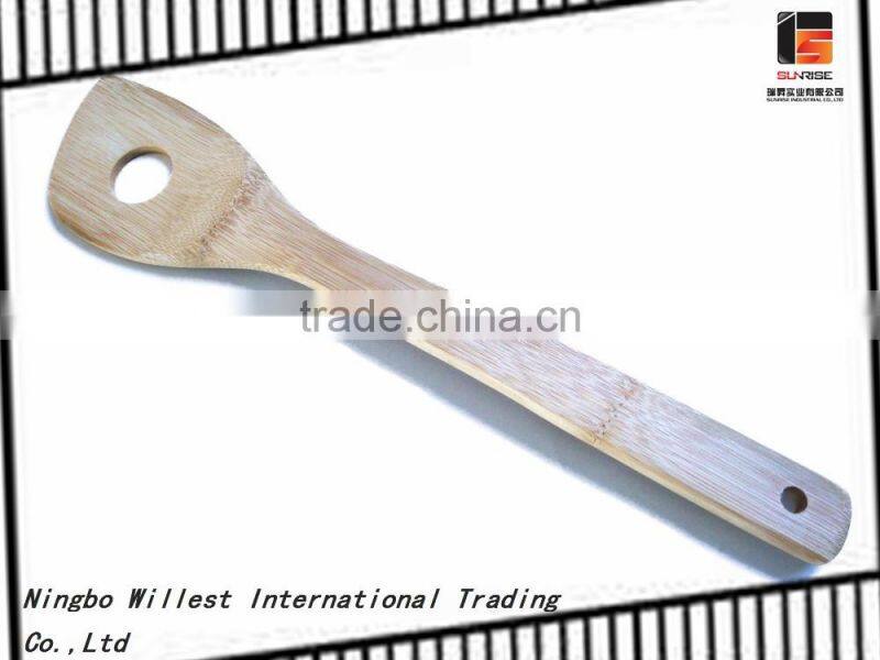 Kitchen accessories made of bamboo