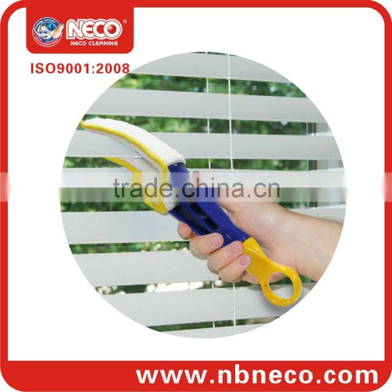 Microfiber blind duster