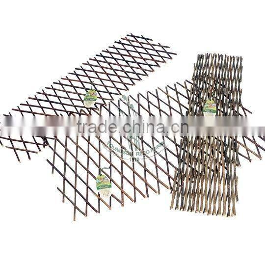 willow trellis