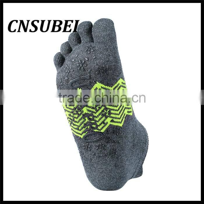 Bright green jacqaurd ear ankle support five toe lady merino wool anti-slip yoga dresses for women socks