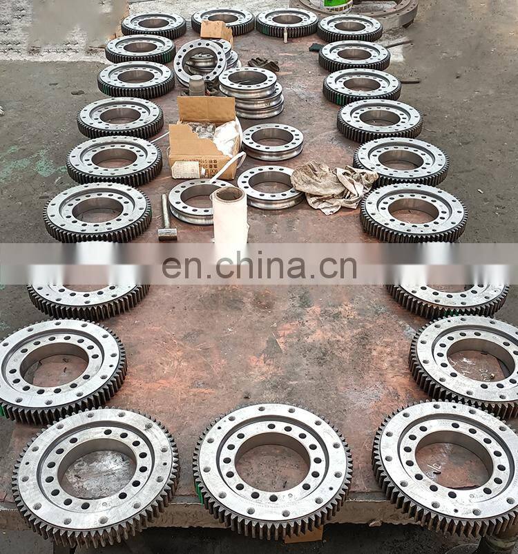 LYJW Spur Gear Slewing Drive WEA12 for Heavy Duty Vehicle