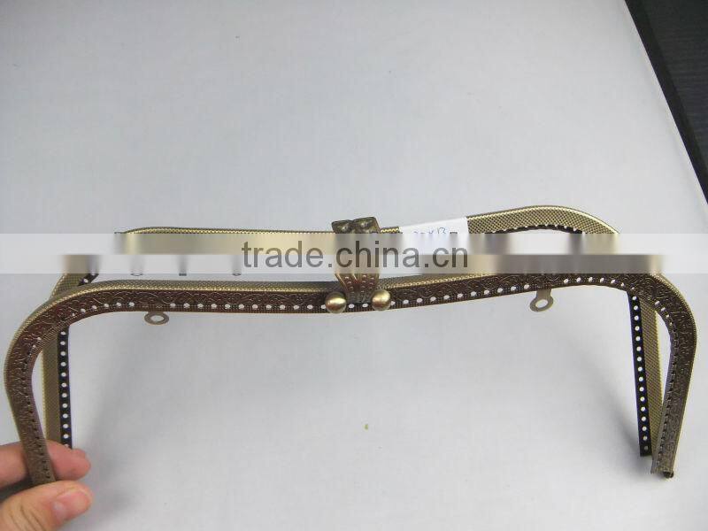 Factory price DIY top quality elegant pinhole big bag frame with clasp loop