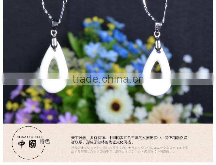 amazing natural healthy famille rose porcelain glazed flower Ceramic pendant necklace