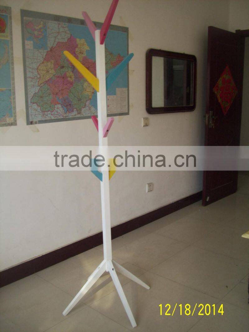 Solid Tree Shape Wooden Clothes Hanger/Wooden Furniture/Home Furniture