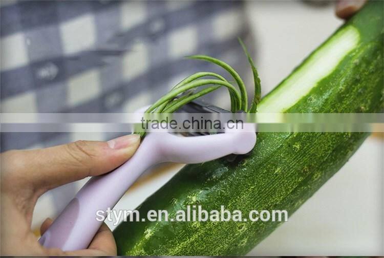 Kitchen peeling knife multiple functions