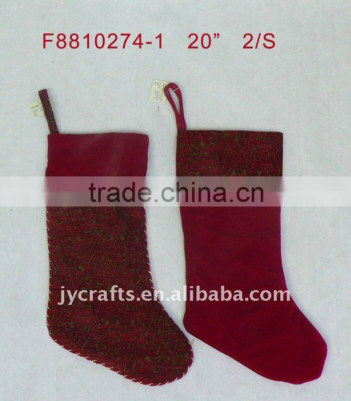 elegant velvet tree skirt with tapestry border