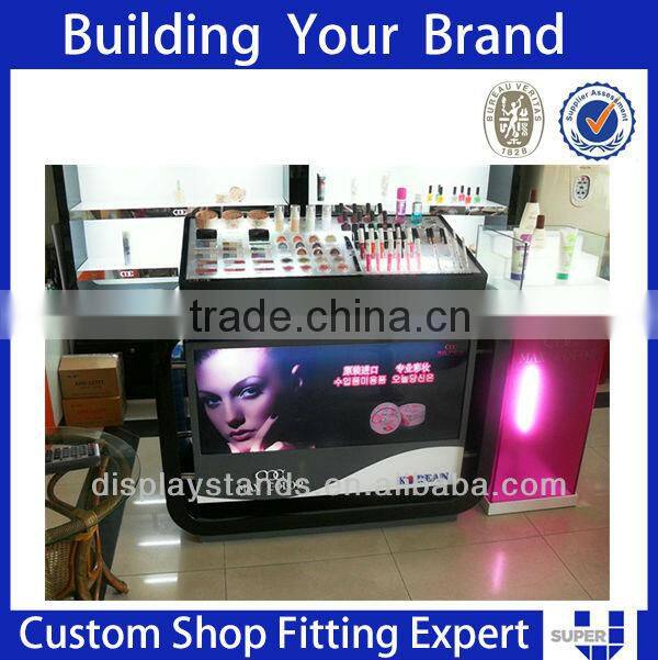 Luxury Design Cosmetics POP Display Stand