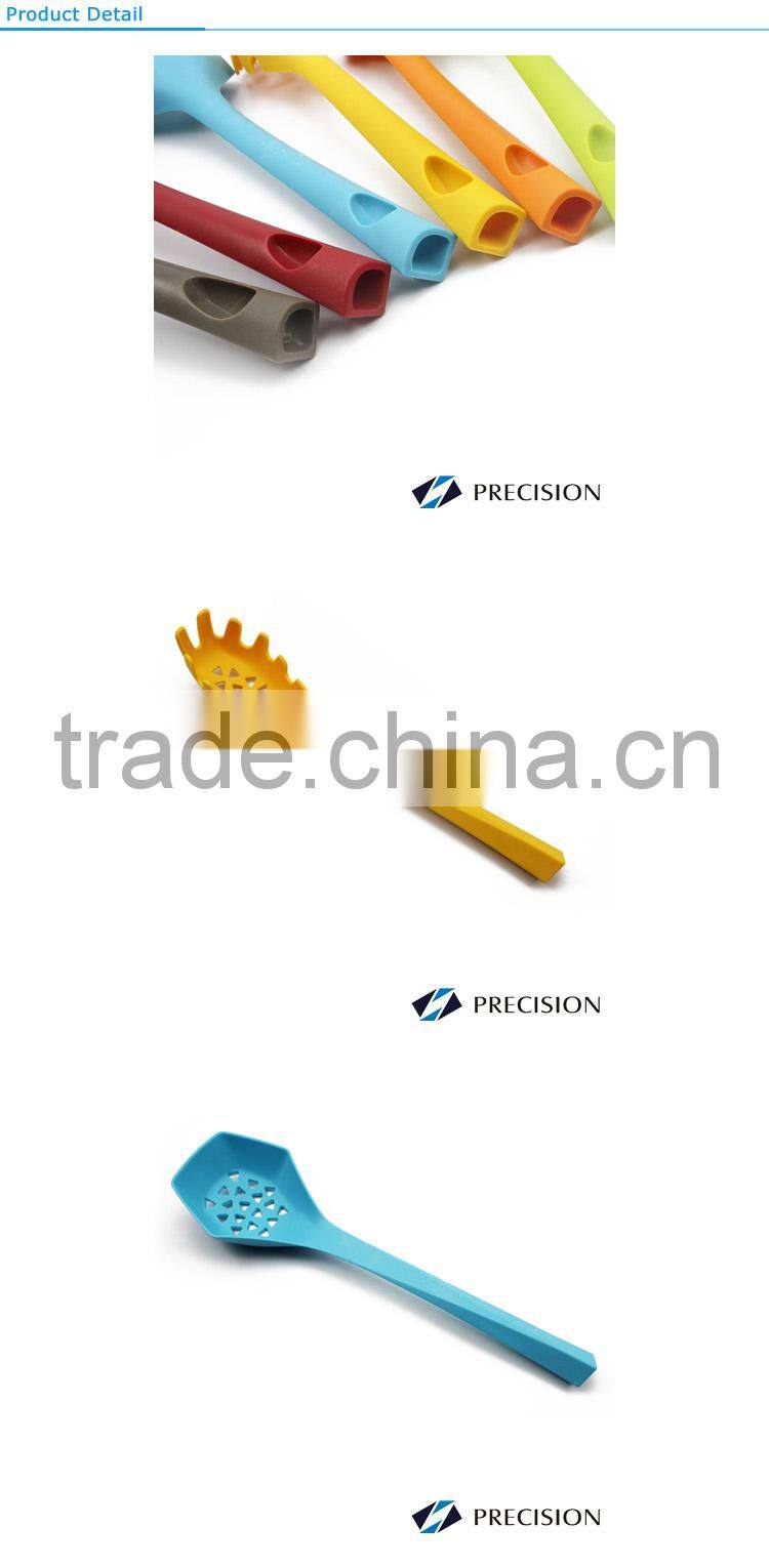 Colorful Pureline Kitchen tool set