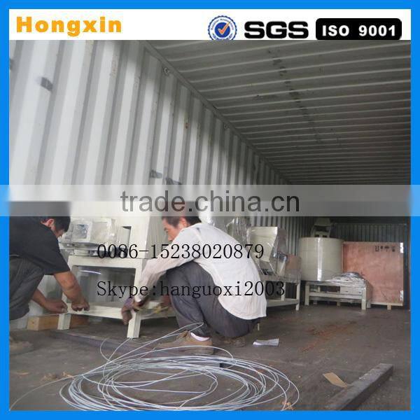 Wood pallet making machine/particle board making machine