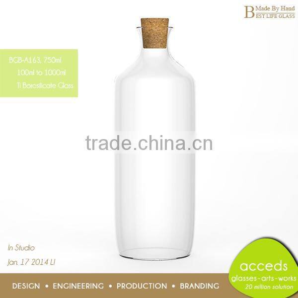 Design High End Novelty HandBlown Glass Liquor Bottle
