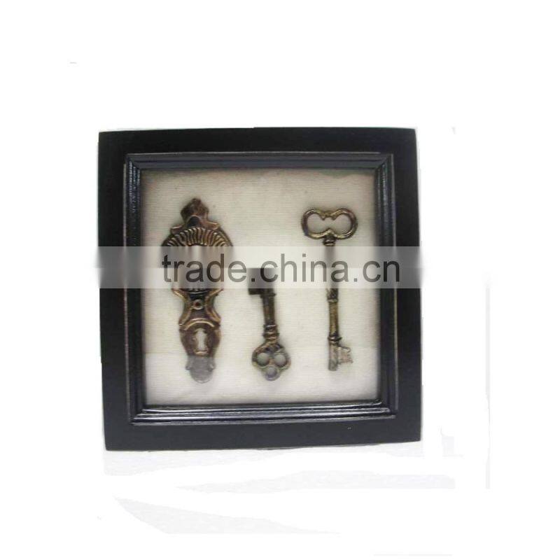 Key shape design antique wood box frame