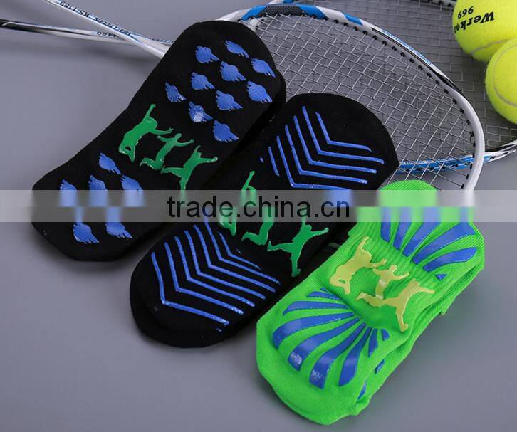 2017 New Arrival Personalized Your Own Brand Logo Design Non Slip Women Yoga Anti Skid PVC Rubber Bottom Adult Men Sport Socks