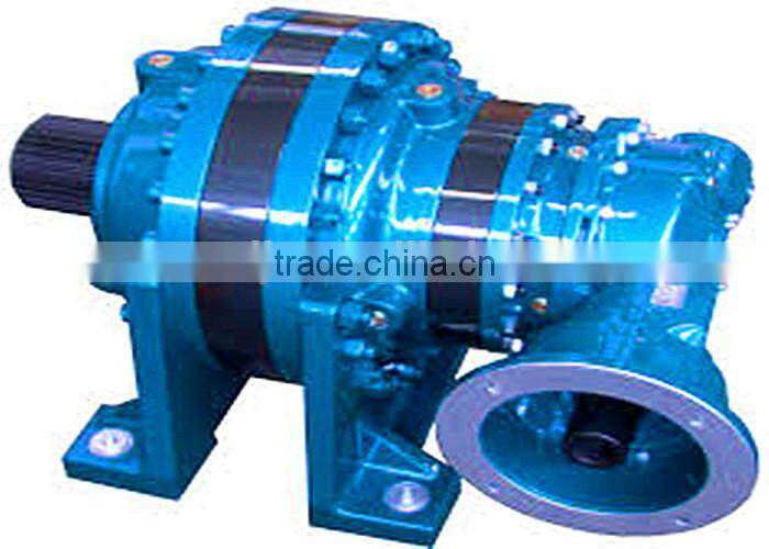 Durable and low-noice long life worm reducer / smaller design