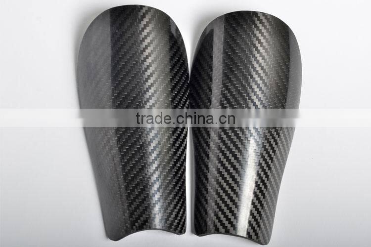 New Arrival 100% full Carbon Fiber shin guard / Strong carbon shin guard for football race