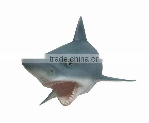 Resin small animal figurines wall hanging sculpture