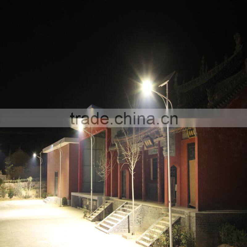 Easy installation 1kw wind turbine solar streetlight supplier