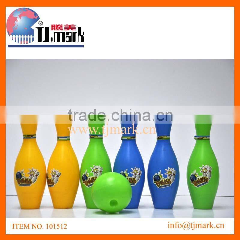 Kids plastic cartoon animal bowling set