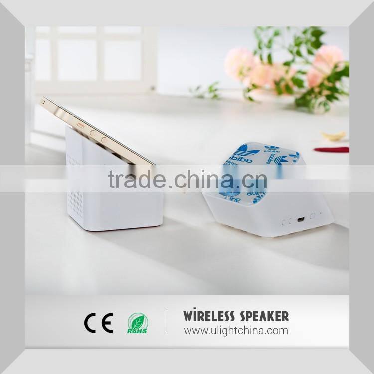 2016 Newest bluetooth wireles sspeaker with suction cup Mobile holder Outdoor portable colorful new Promotional Gift