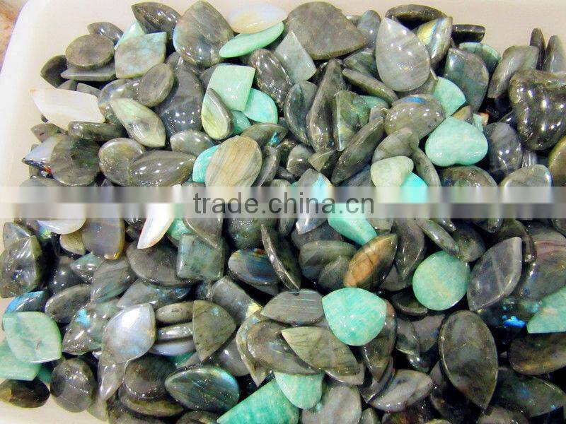 China wholesale labradorite stones/labradorite gravel
